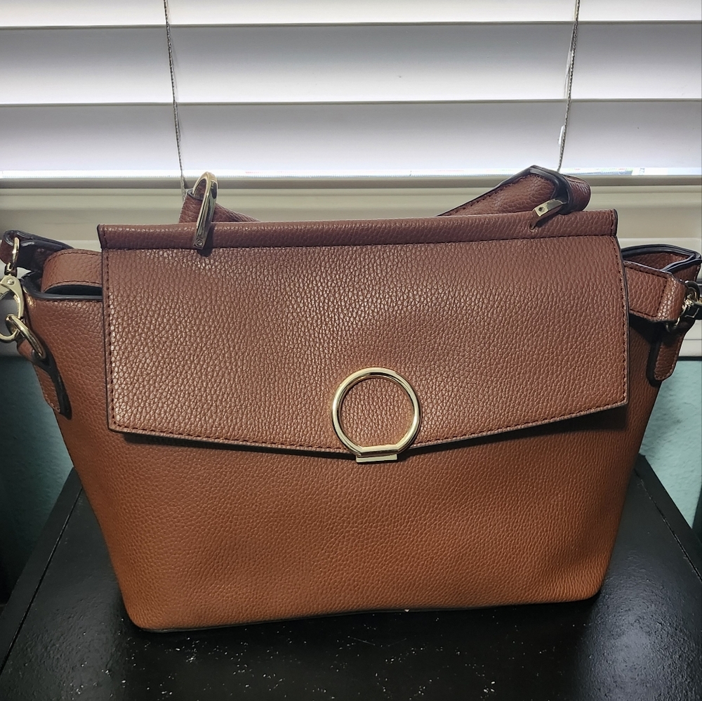 Crossbody purse